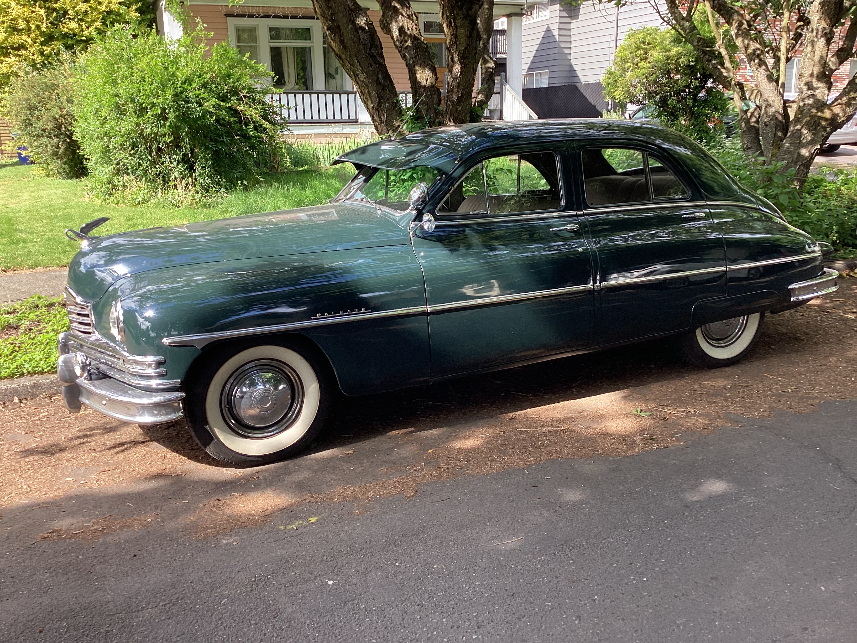 1949 Packard  Super Eight sedan